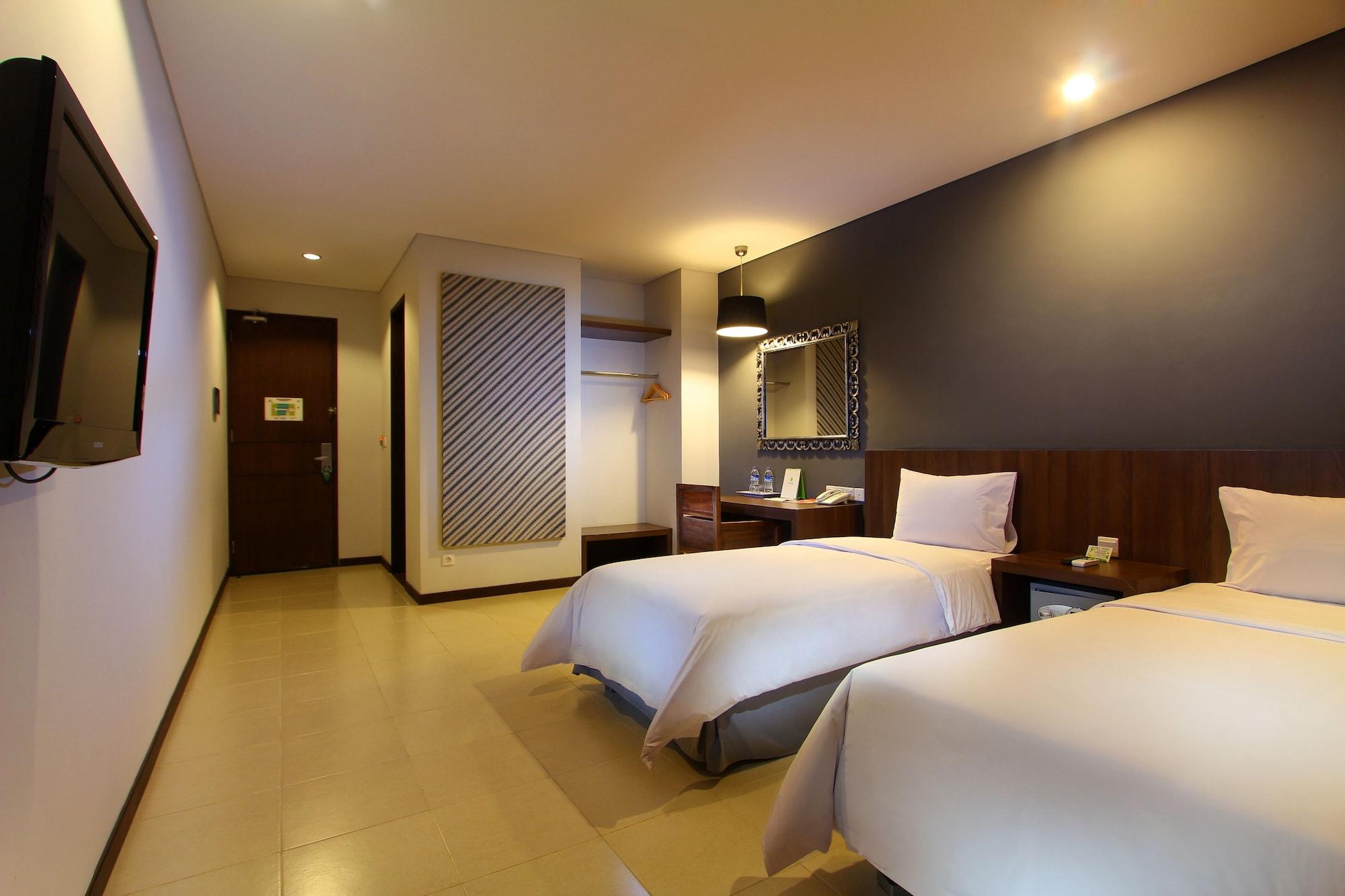 Praja Hotel Denpasar Exterior foto
